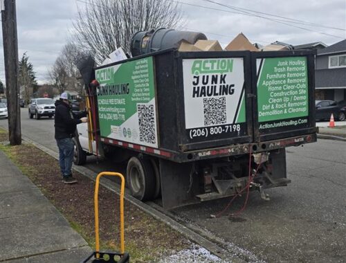 What Is a Junk Removal Service and How Does It Work?